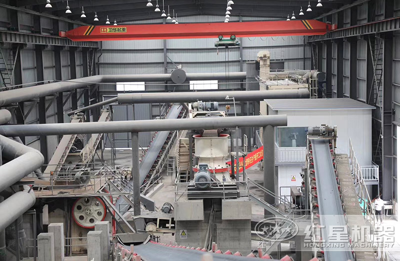 1060破碎機搭配圓錐破，日產量在3200噸左右