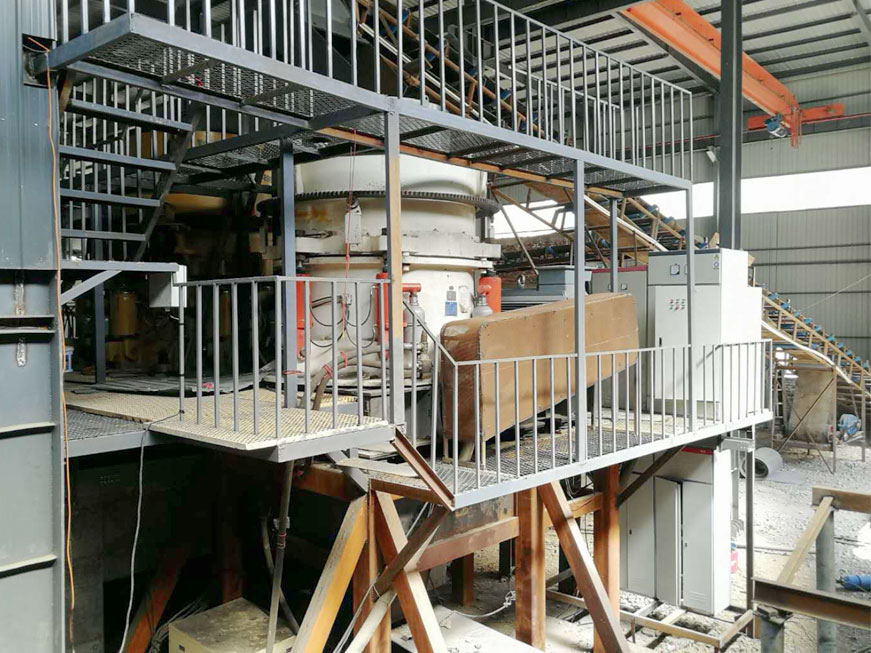 300多缸圓錐破碎機 300多缸圓錐破碎機